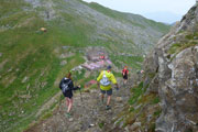 Steil geht's runter zur Männdlenen Hütte